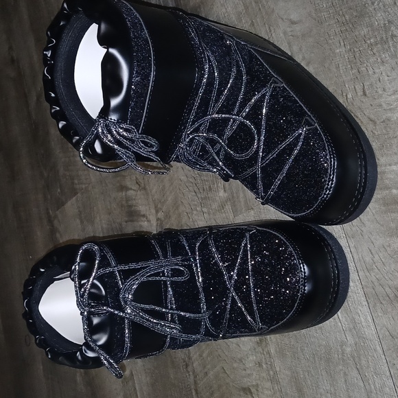 NWT 🌙 black midnight glitter moon boots size 8 - Picture 3 of 17